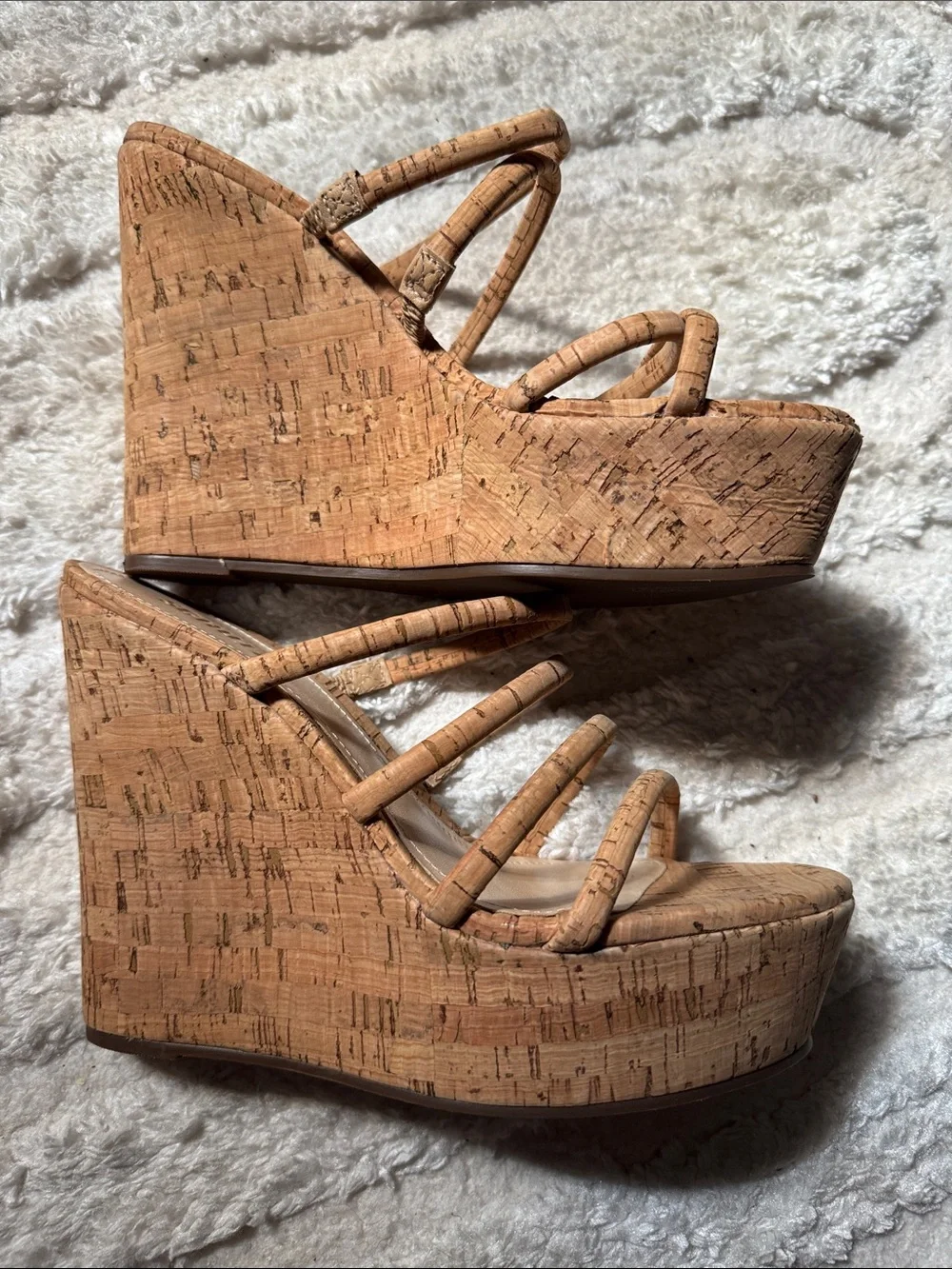 SCHUTZ stylish cork